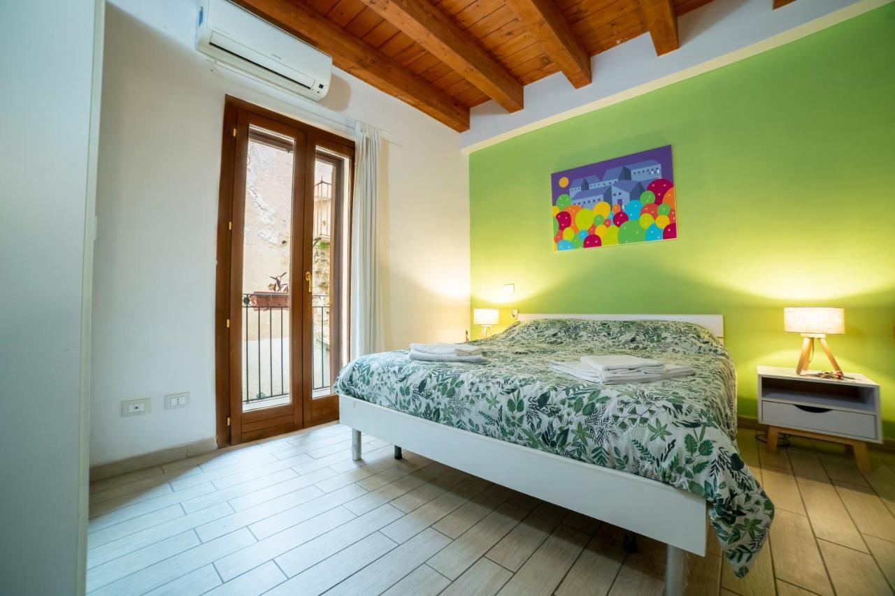 Happie Casa La Cattedrale Apartment Palermo Exterior photo